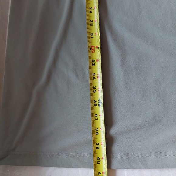 Eddie Bauer Women's Midi Dress In a Light Green/Sage, Size 3X - Picture 8 of 8